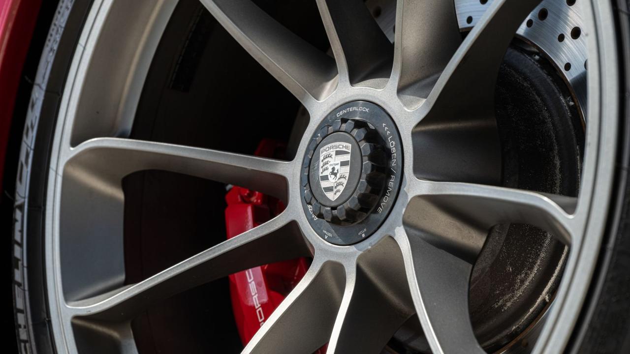 2018 Porsche 911 GT3 Touring