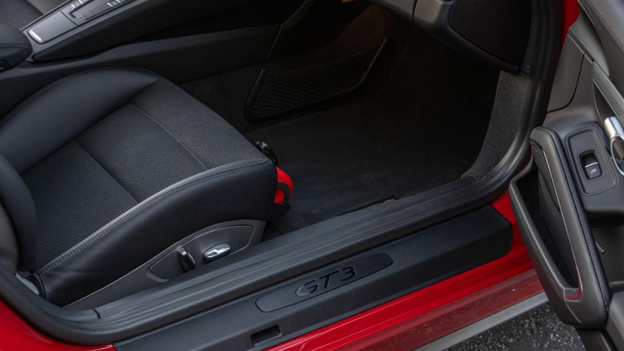 2018 Porsche 911 GT3 Touring