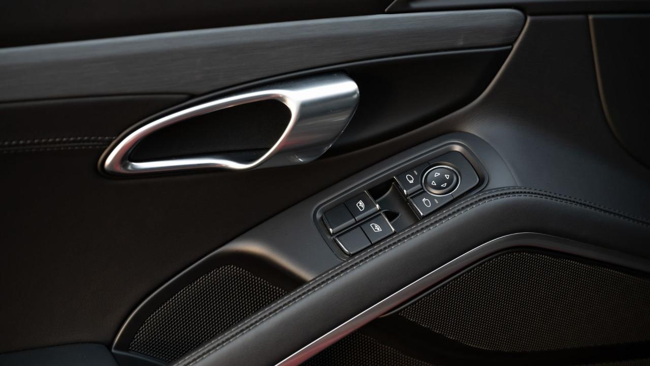 2018 Porsche 911 GT3 Touring