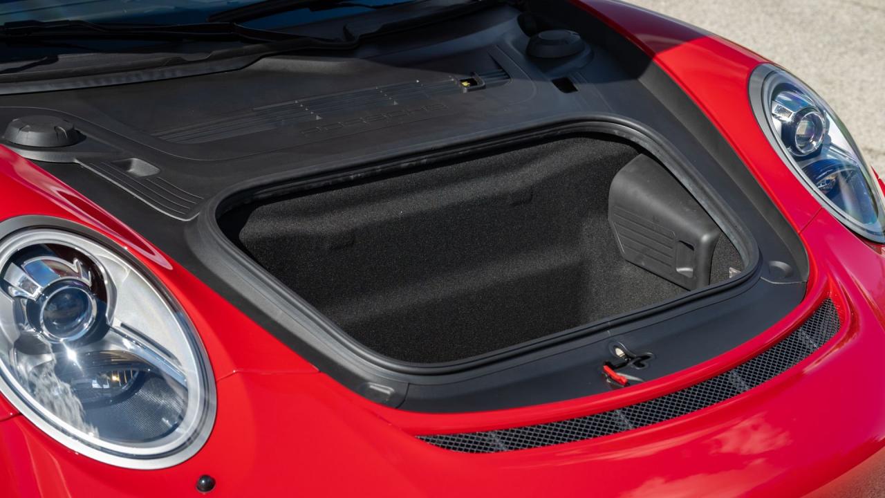 2018 Porsche 911 GT3 Touring