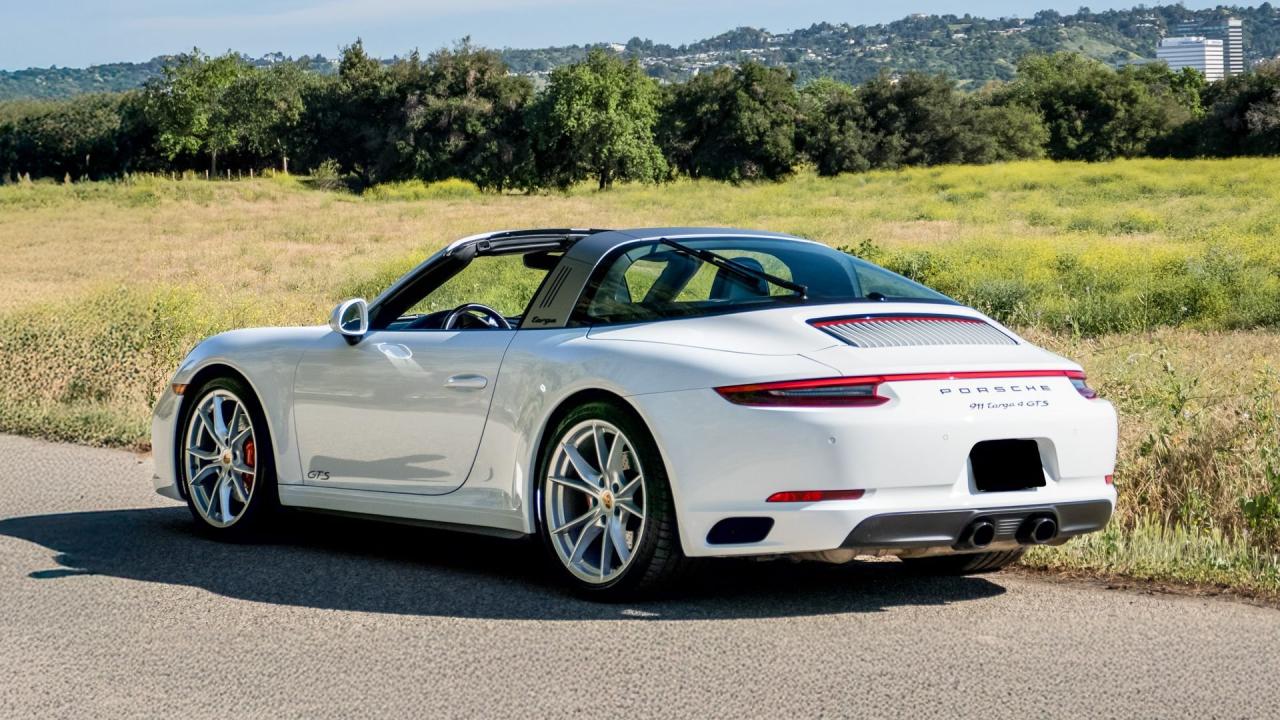 2019 Porsche 911 Targa 4 GTS