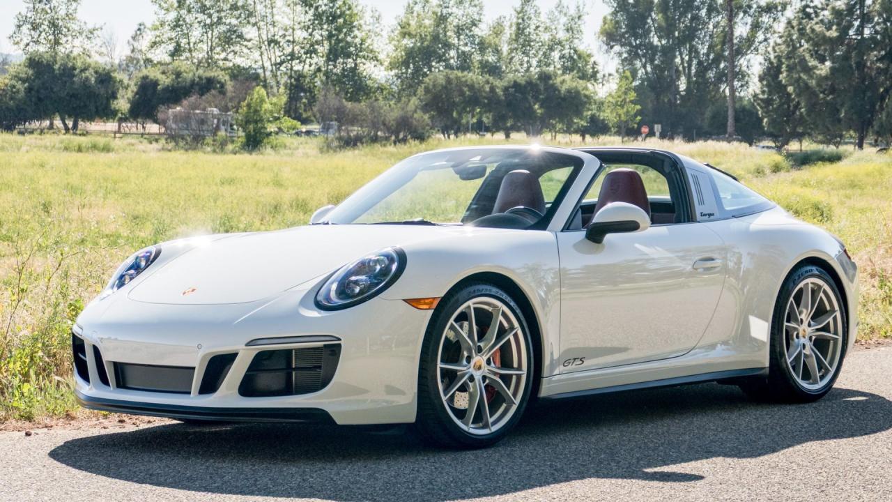 2019 Porsche 911 Targa 4 GTS