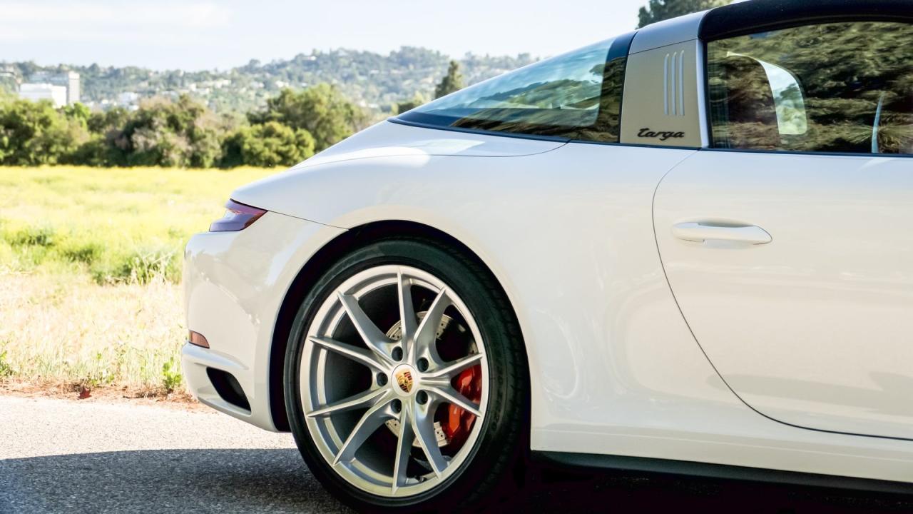 2019 Porsche 911 Targa 4 GTS