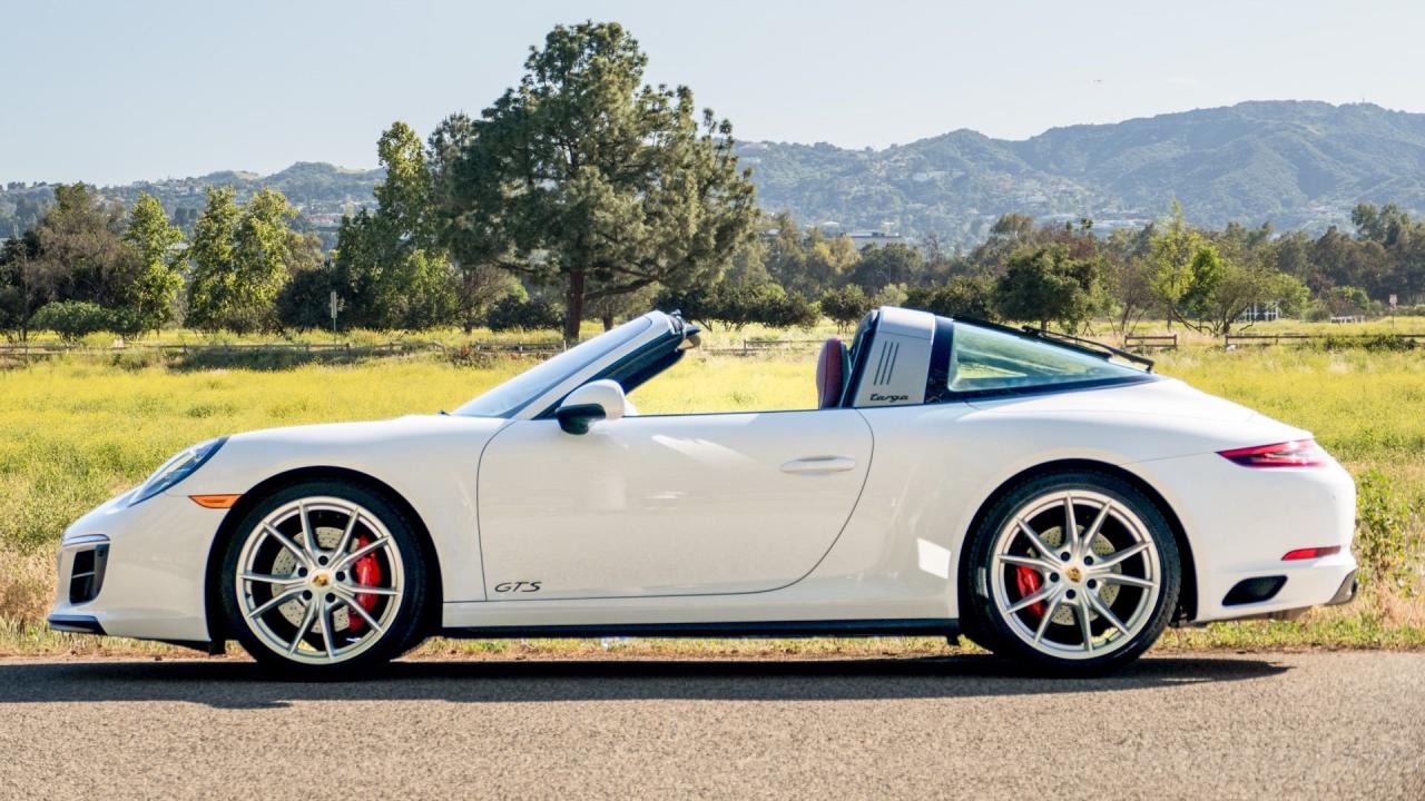 2019 Porsche 911 Targa 4 GTS