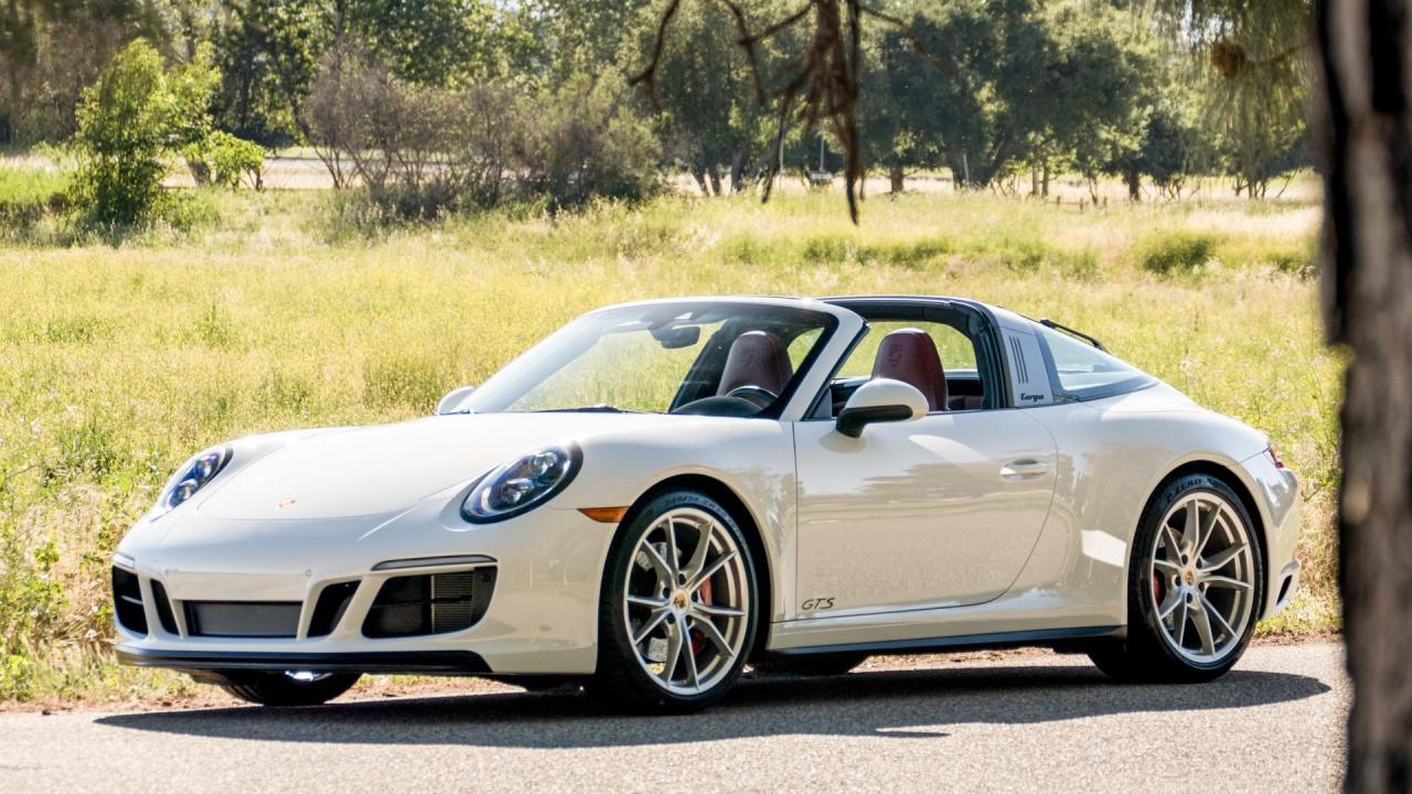 2019 Porsche 911 Targa 4 GTS