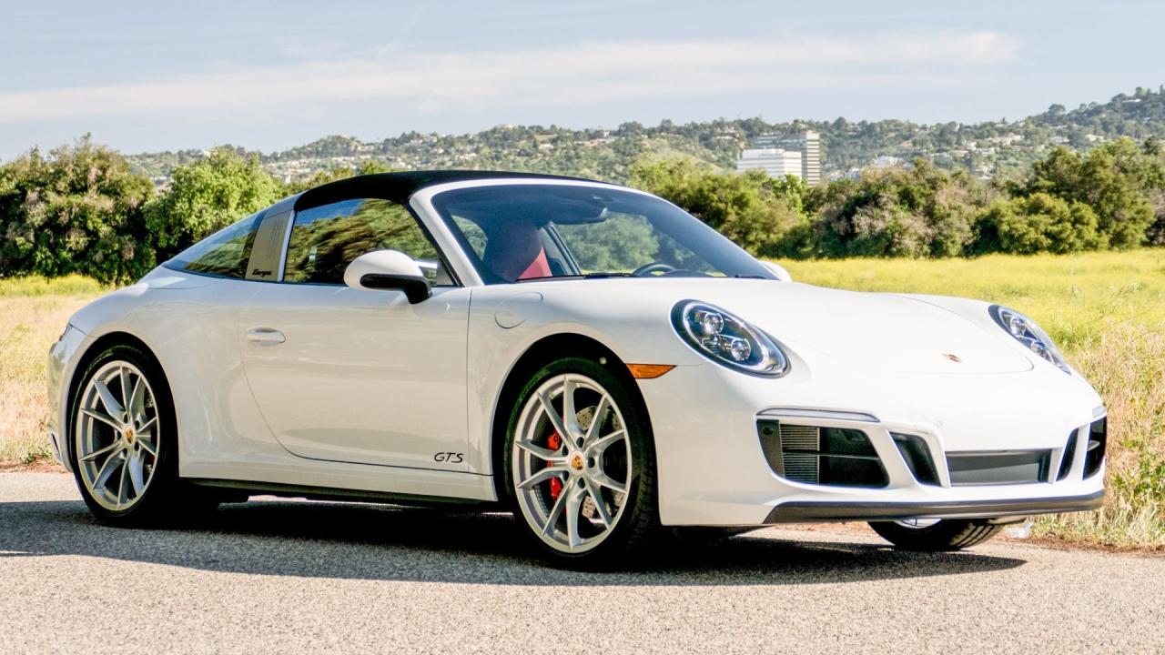 2019 Porsche 911 Targa 4 GTS