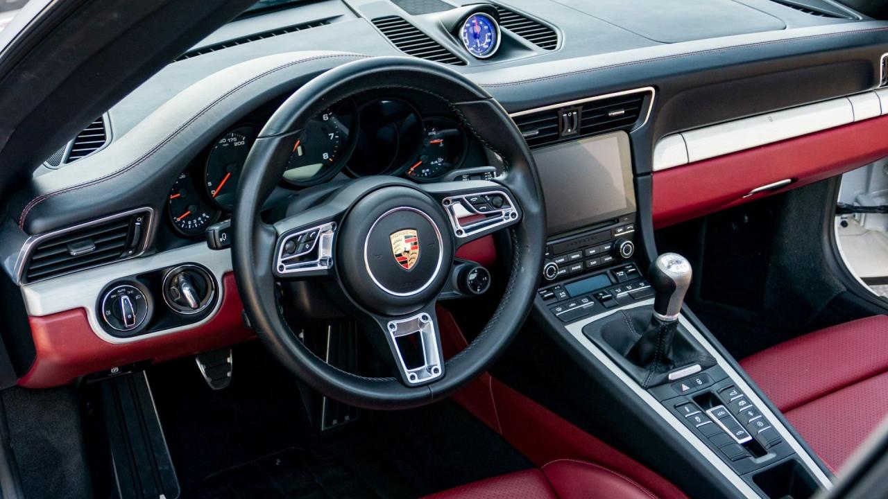 2019 Porsche 911 Targa 4 GTS