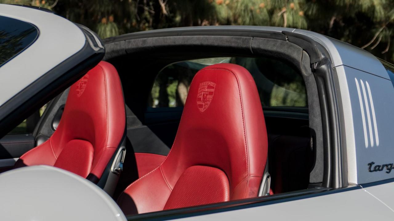 2019 Porsche 911 Targa 4 GTS