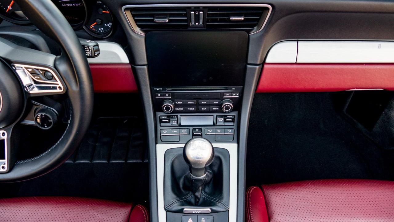 2019 Porsche 911 Targa 4 GTS