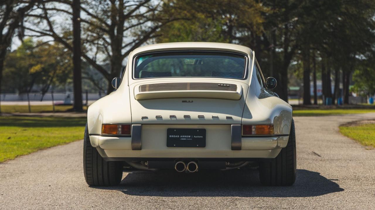 1990 Porsche 911 Coupe Reimagined by Singer &ldquo;Lindsey Commission&rdquo;