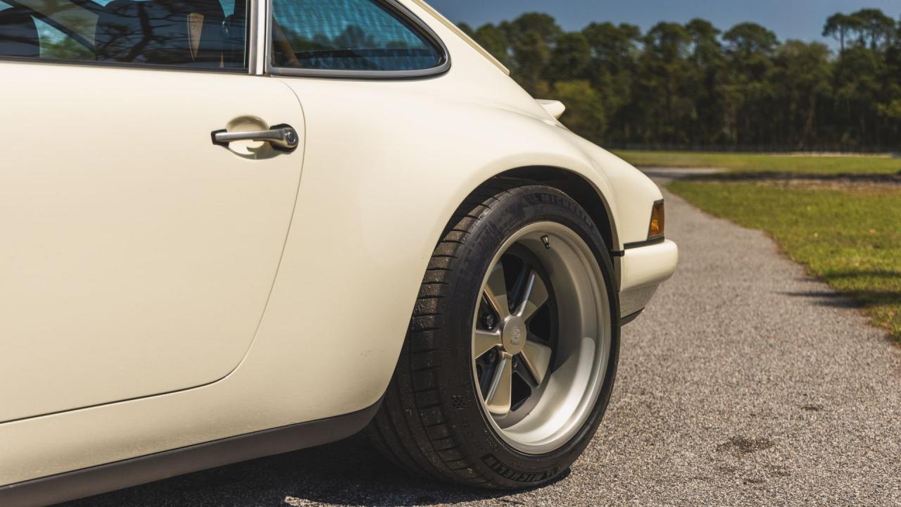 1990 Porsche 911 Coupe Reimagined by Singer &ldquo;Lindsey Commission&rdquo;