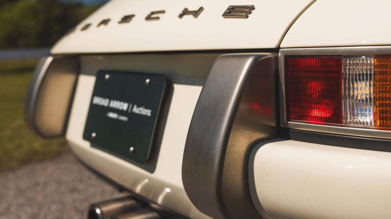 1990 Porsche 911 Coupe Reimagined by Singer &ldquo;Lindsey Commission&rdquo;