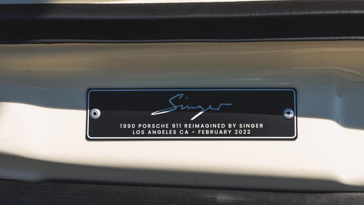 1990 Porsche 911 Coupe Reimagined by Singer &ldquo;Lindsey Commission&rdquo;