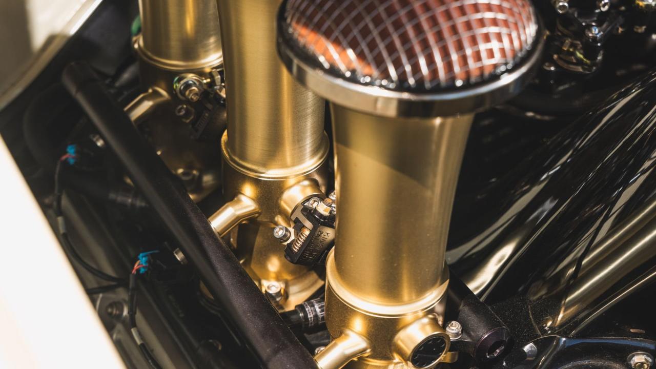 1990 Porsche 911 Coupe Reimagined by Singer &ldquo;Lindsey Commission&rdquo;