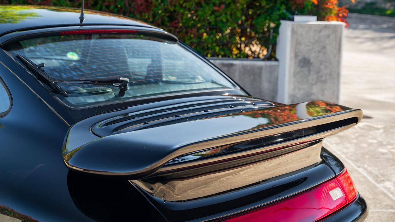 1997 Porsche 911 Carrera 4S WLS 3.8