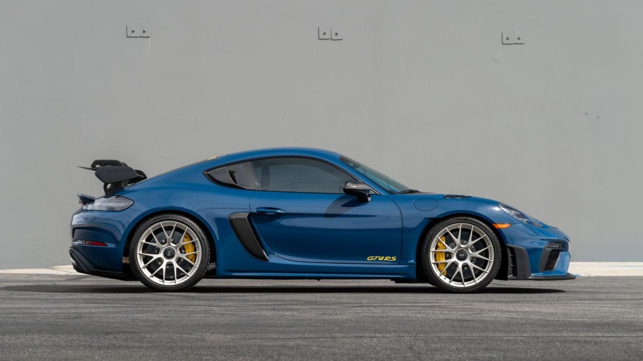 2024 Porsche 718 Cayman GT4 RS Weissach Package