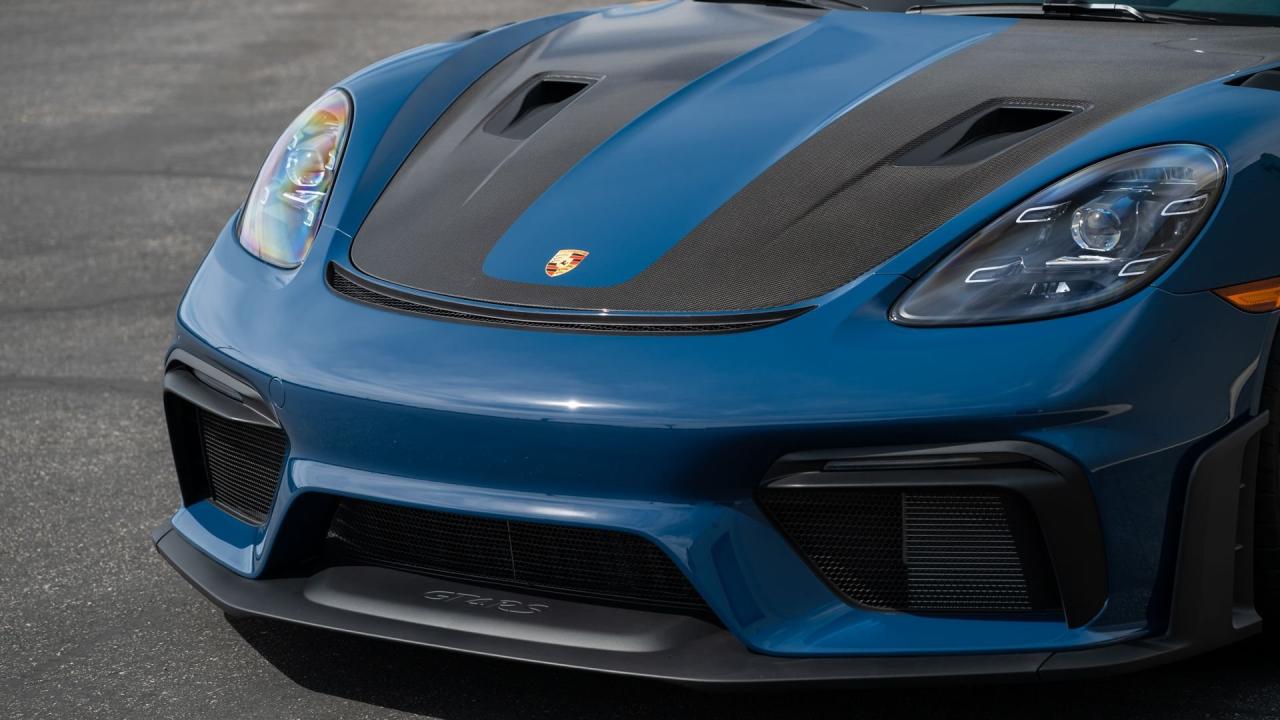 2024 Porsche 718 Cayman GT4 RS Weissach Package