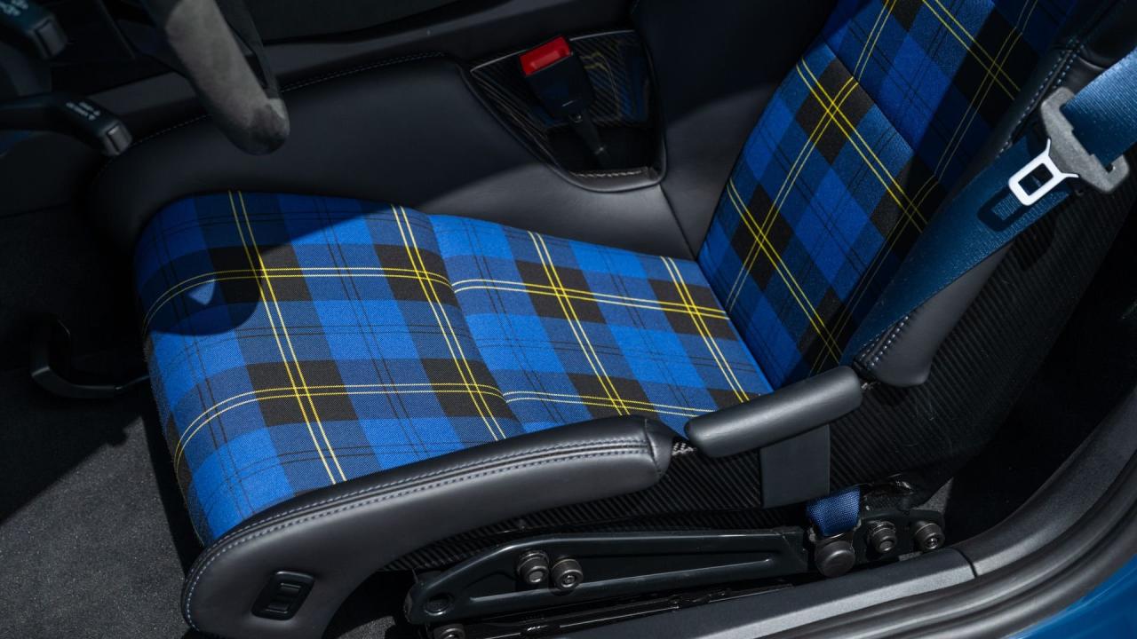 2024 Porsche 718 Cayman GT4 RS Weissach Package