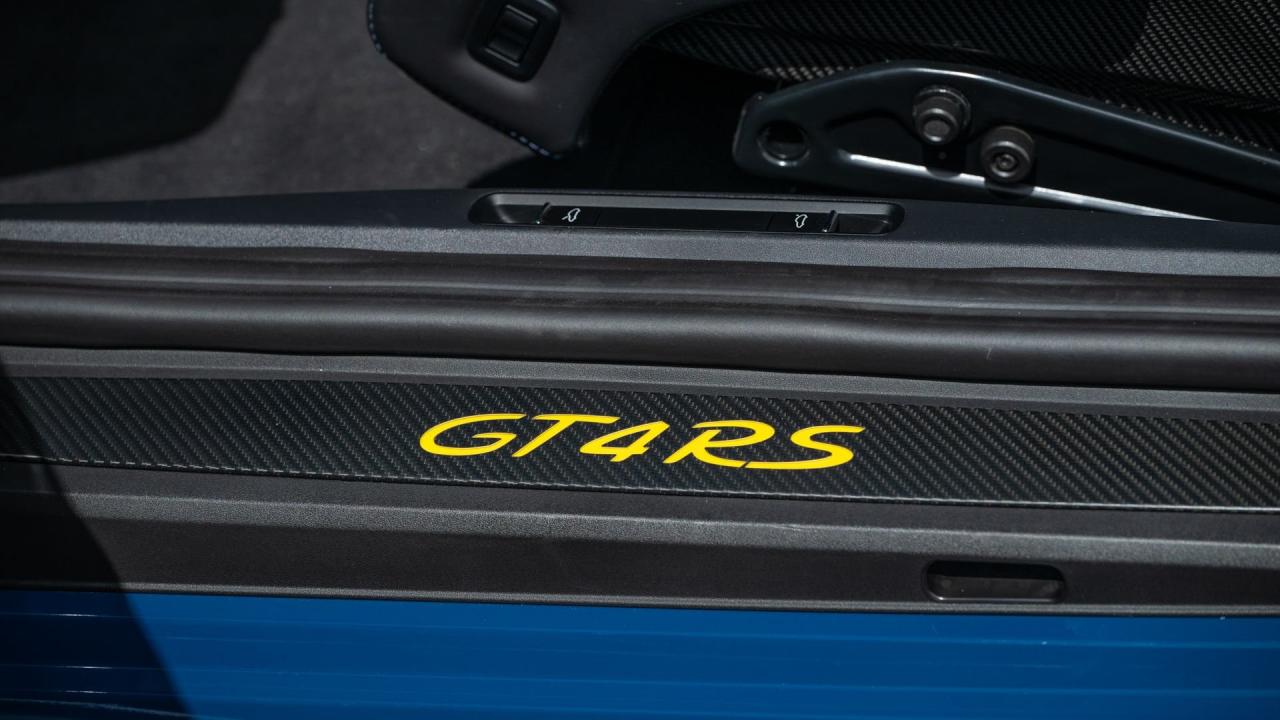 2024 Porsche 718 Cayman GT4 RS Weissach Package