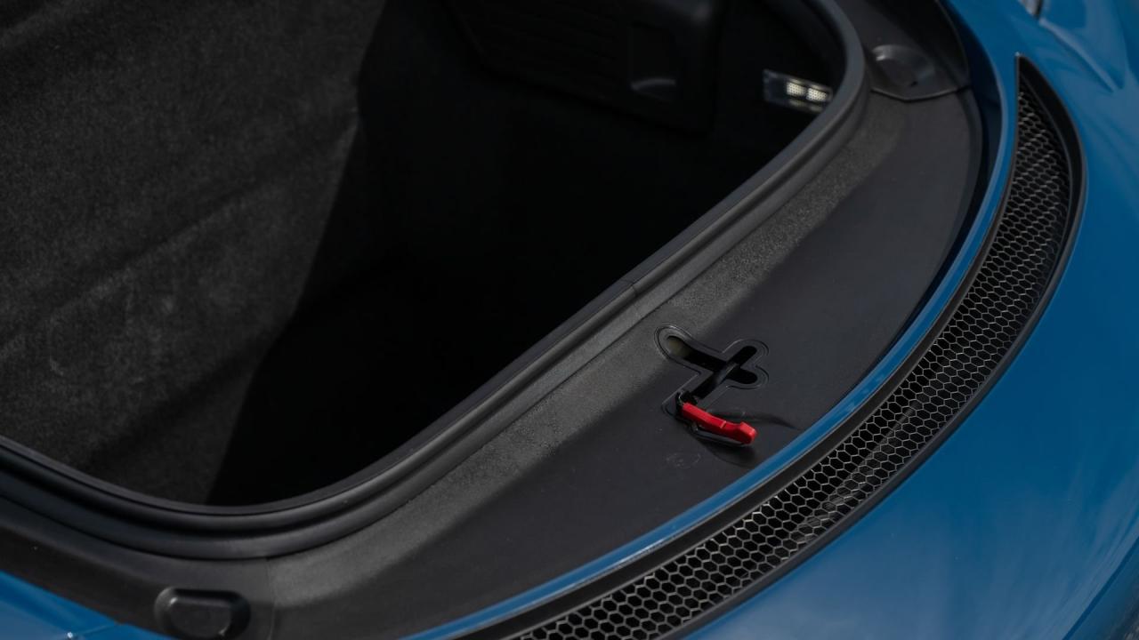 2024 Porsche 718 Cayman GT4 RS Weissach Package