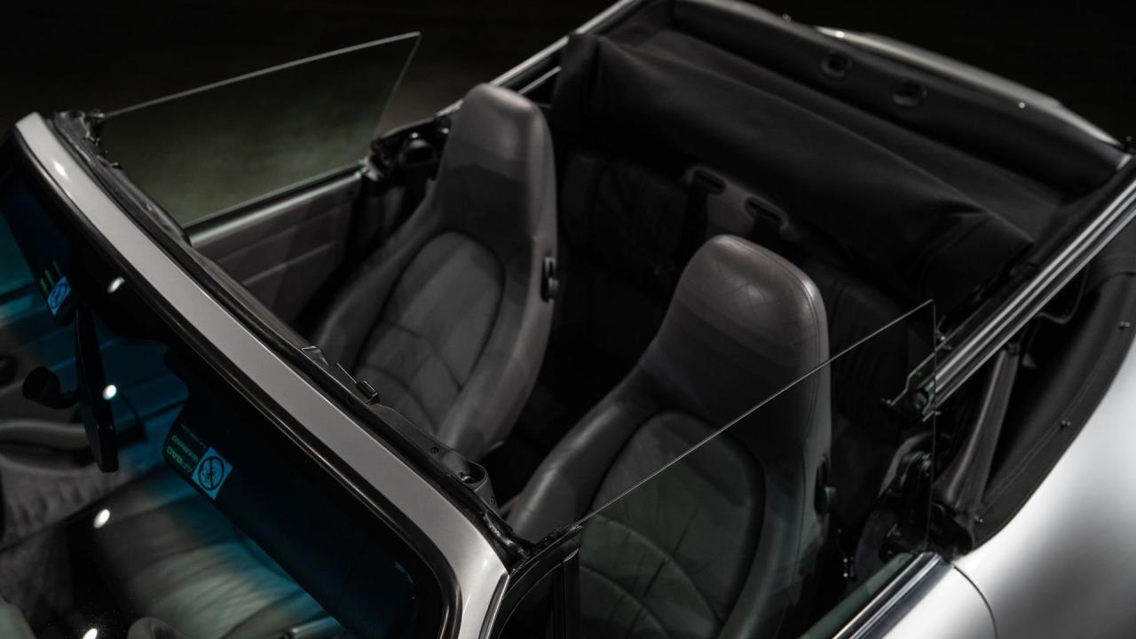 1998 Porsche 911 Carrera Cabriolet