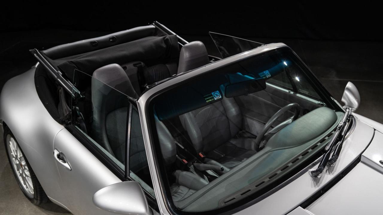 1998 Porsche 911 Carrera Cabriolet