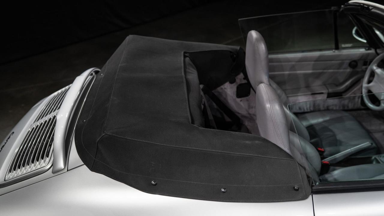 1998 Porsche 911 Carrera Cabriolet