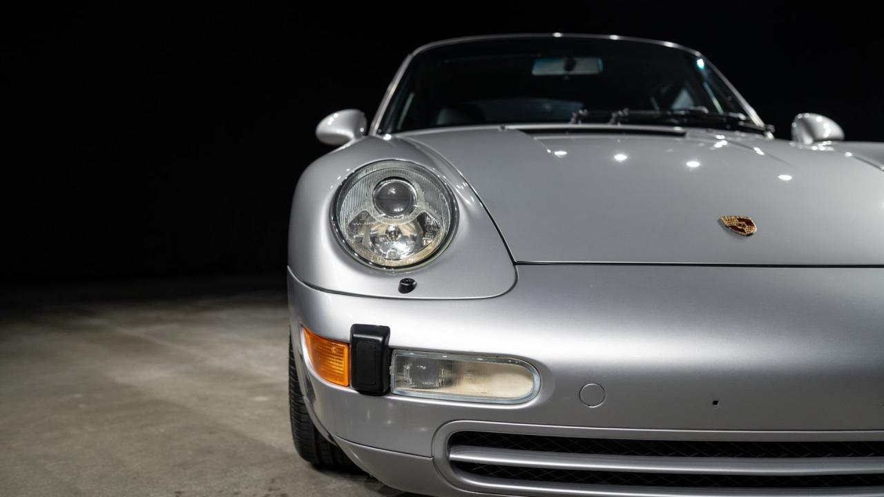 1998 Porsche 911 Carrera Cabriolet
