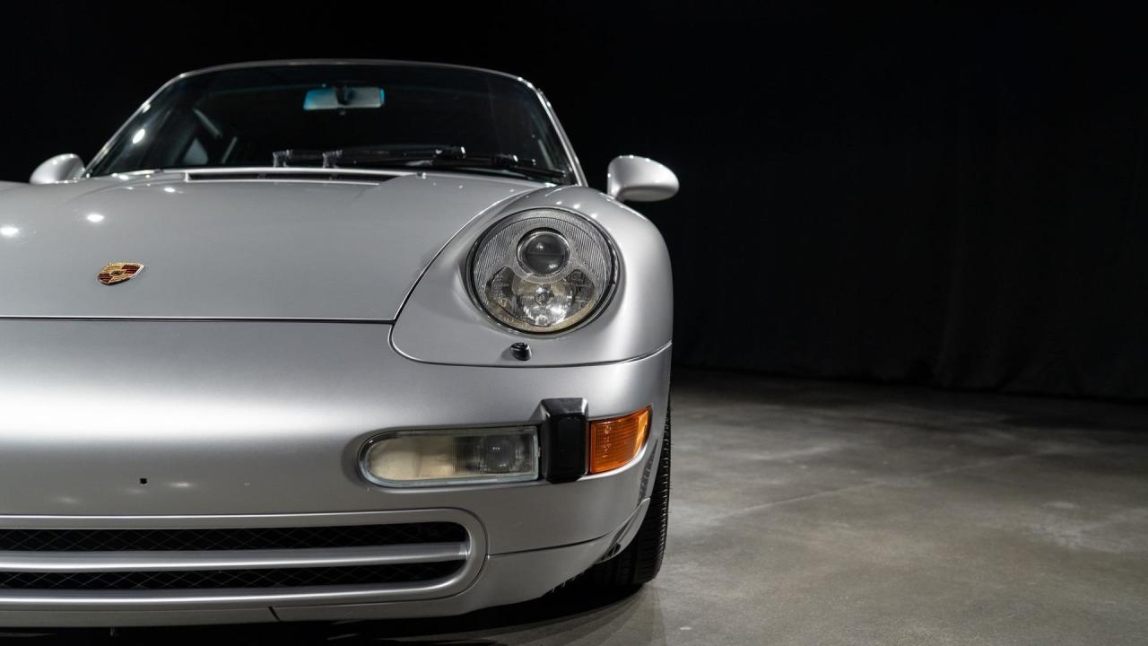 1998 Porsche 911 Carrera Cabriolet