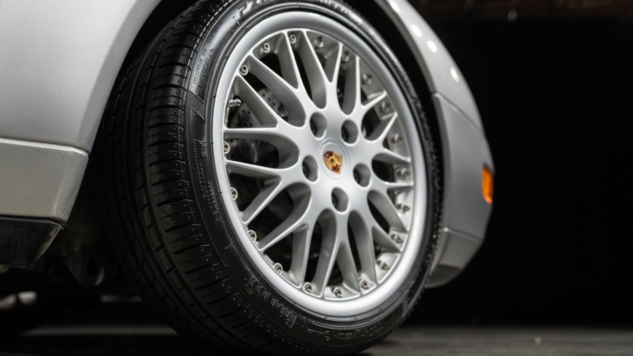 1998 Porsche 911 Carrera Cabriolet