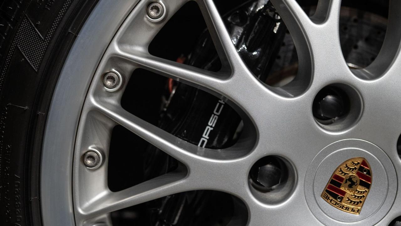 1998 Porsche 911 Carrera Cabriolet