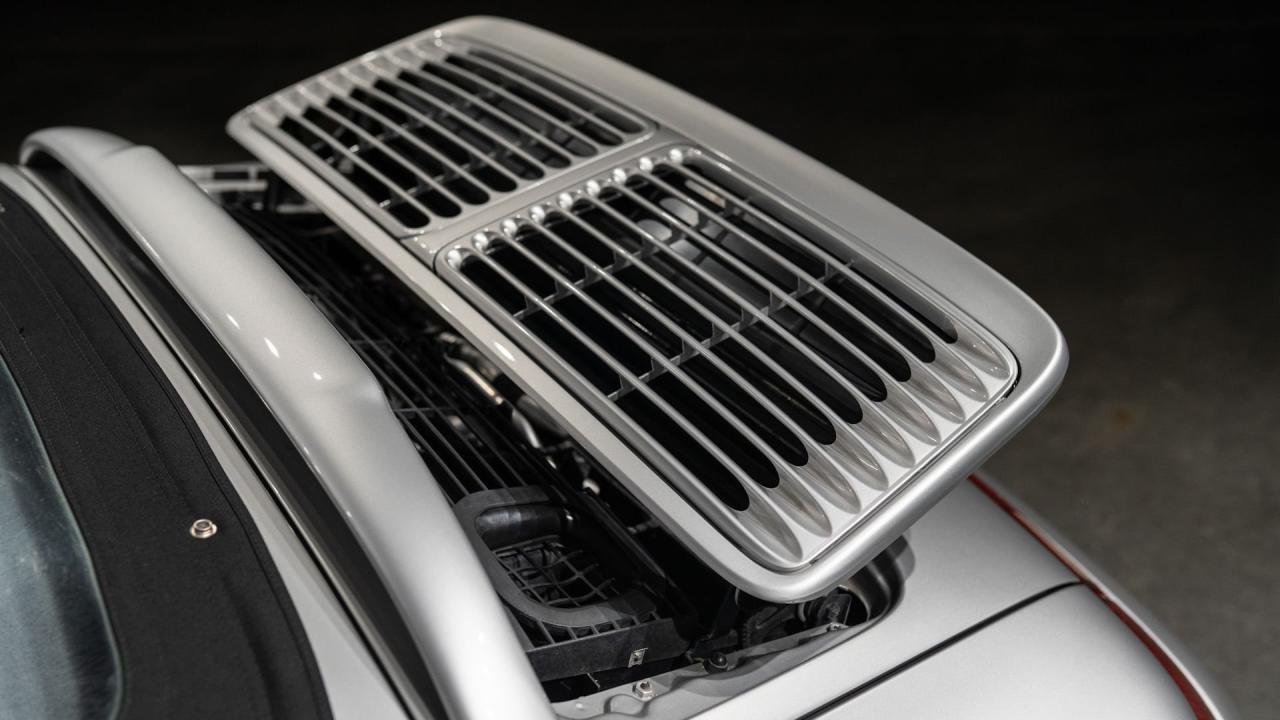 1998 Porsche 911 Carrera Cabriolet