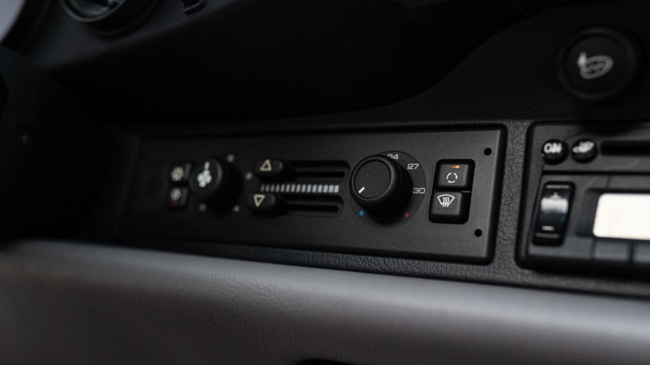 1998 Porsche 911 Carrera Cabriolet