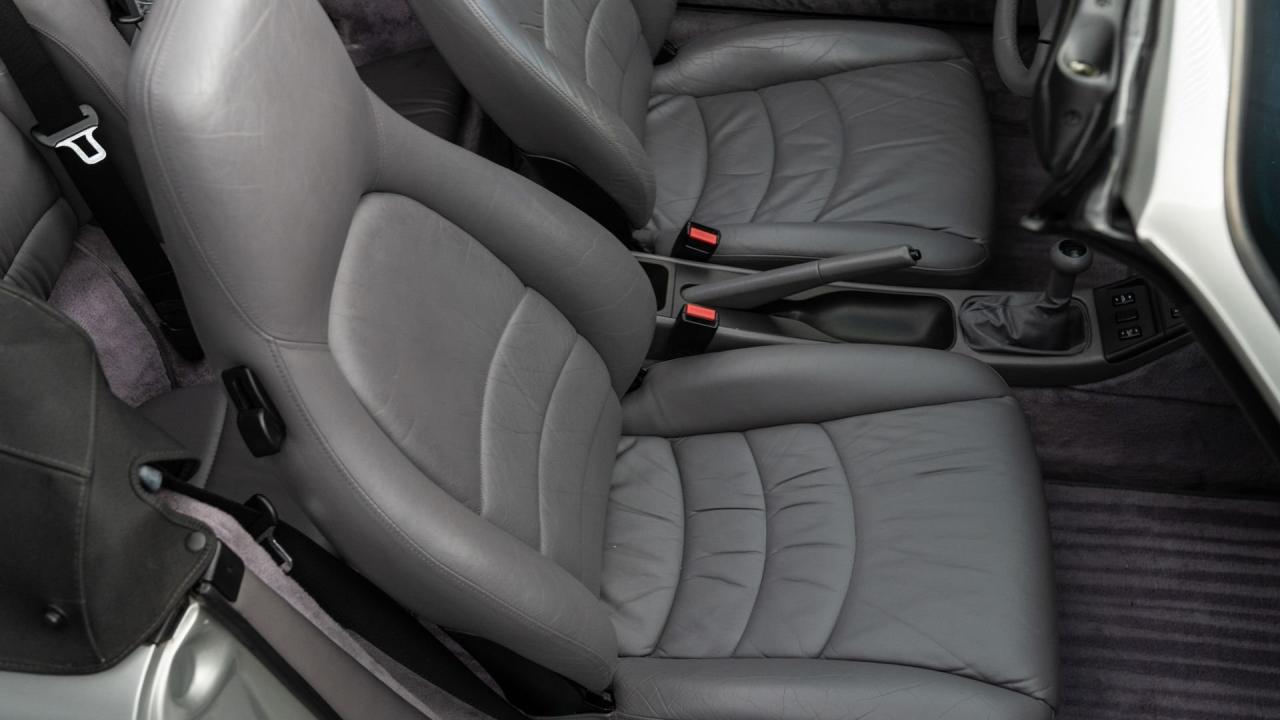 1998 Porsche 911 Carrera Cabriolet