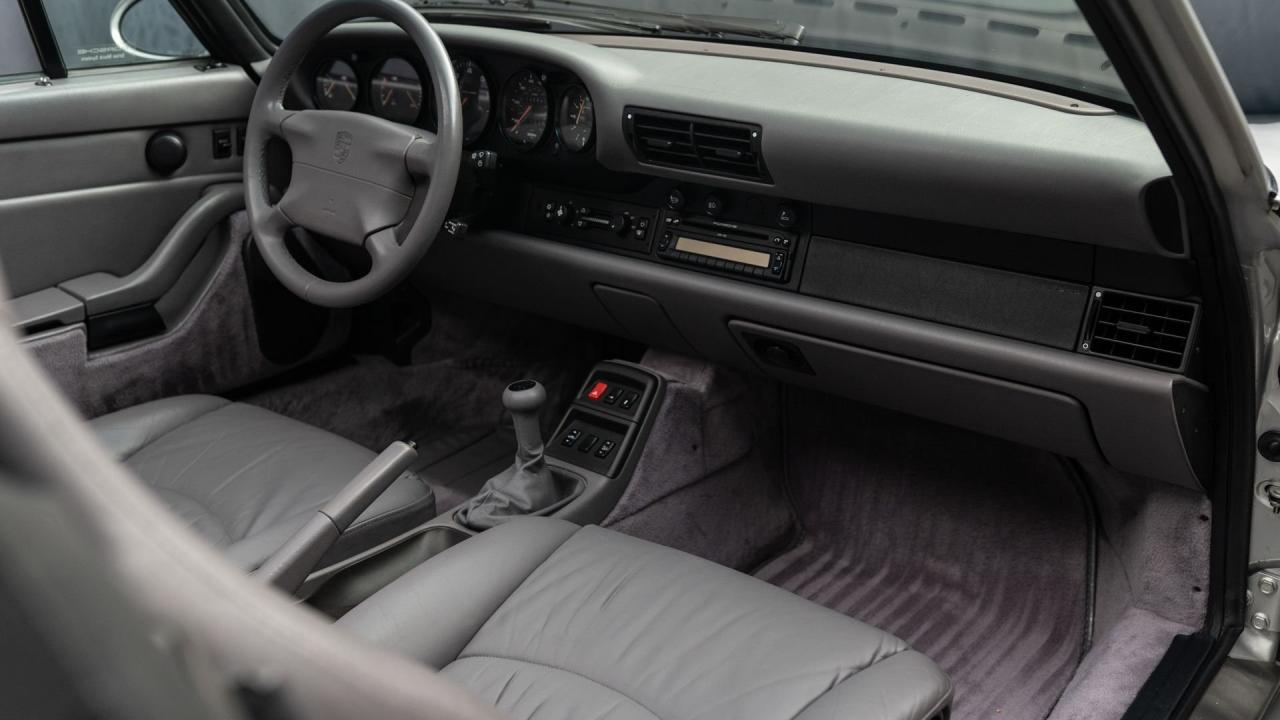 1998 Porsche 911 Carrera Cabriolet