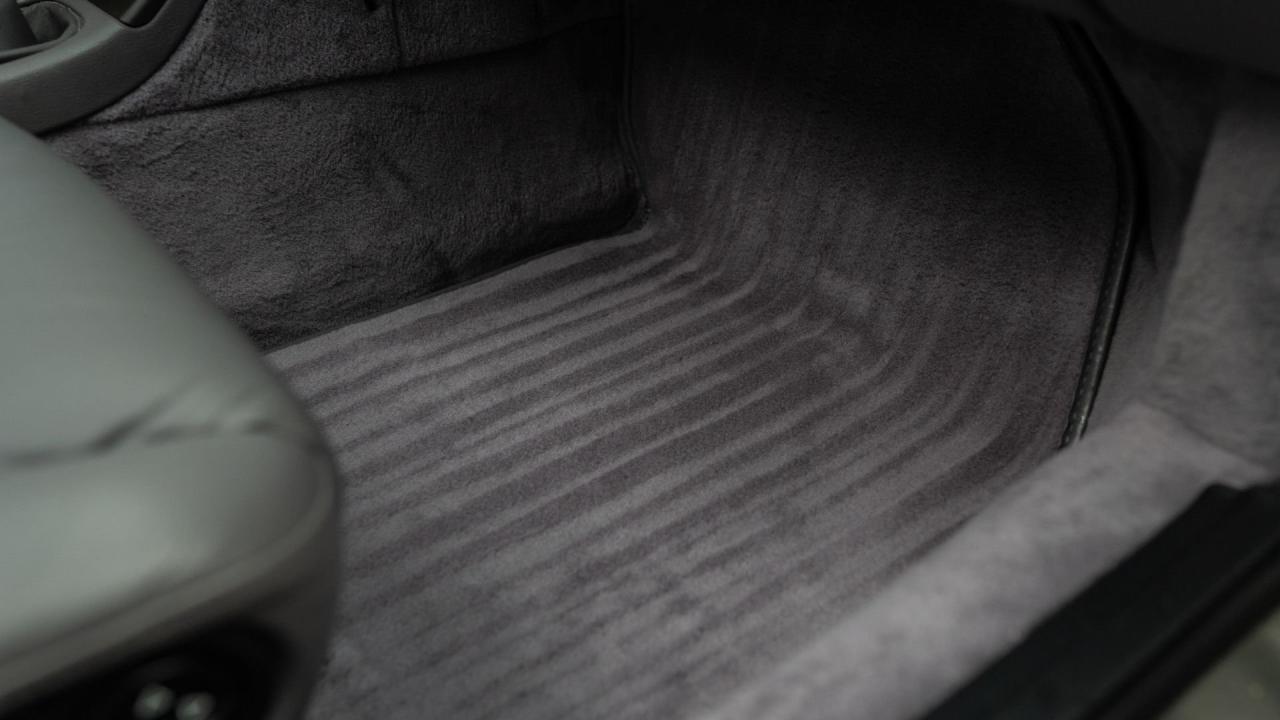 1998 Porsche 911 Carrera Cabriolet