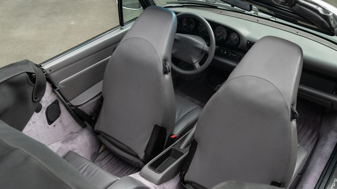 1998 Porsche 911 Carrera Cabriolet