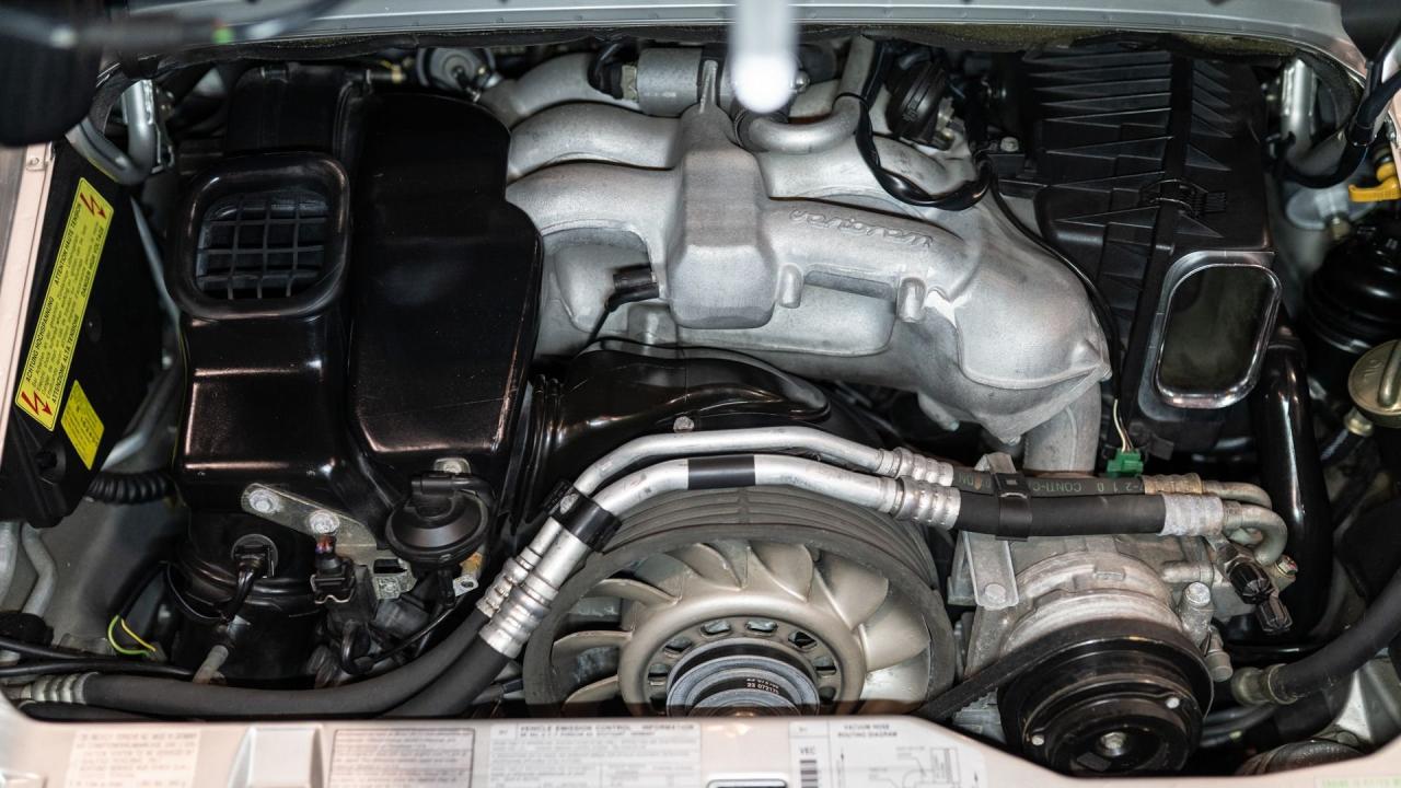 1998 Porsche 911 Carrera Cabriolet