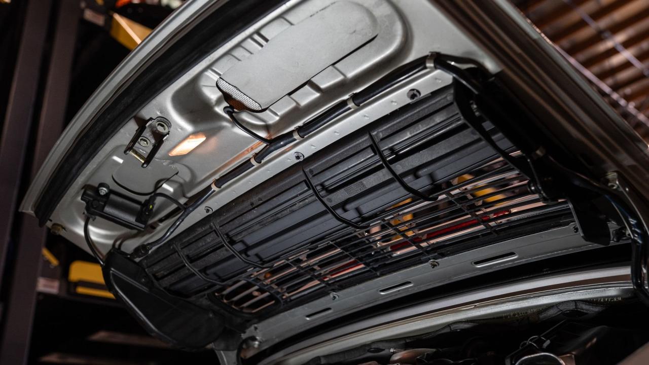 1998 Porsche 911 Carrera Cabriolet