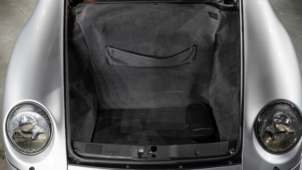 1998 Porsche 911 Carrera Cabriolet