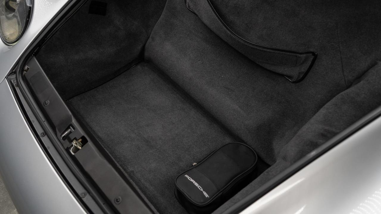 1998 Porsche 911 Carrera Cabriolet