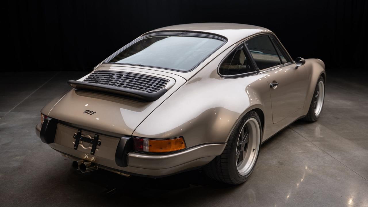 1991 Porsche 911 Backdate 4.0L by Van Thull Development