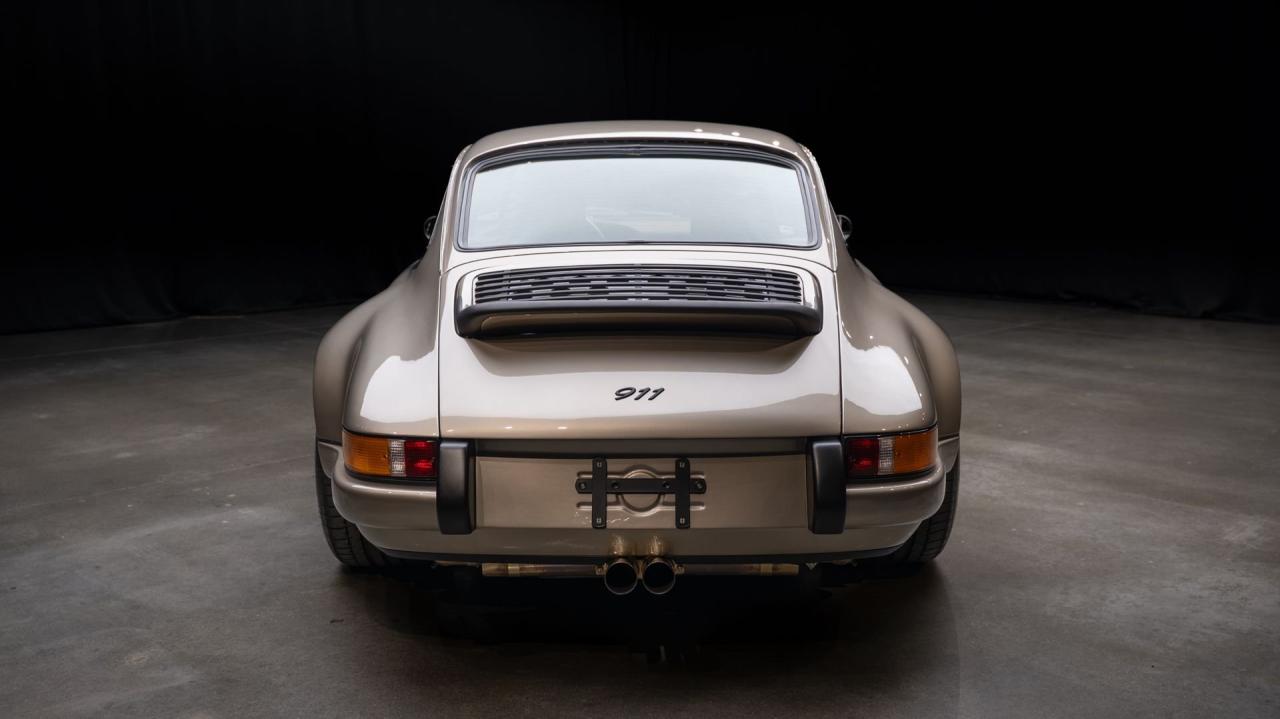 1991 Porsche 911 Backdate 4.0L by Van Thull Development