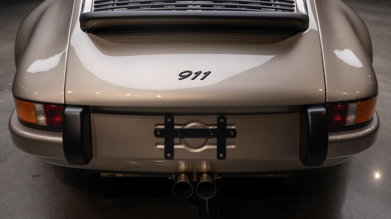 1991 Porsche 911 Backdate 4.0L by Van Thull Development