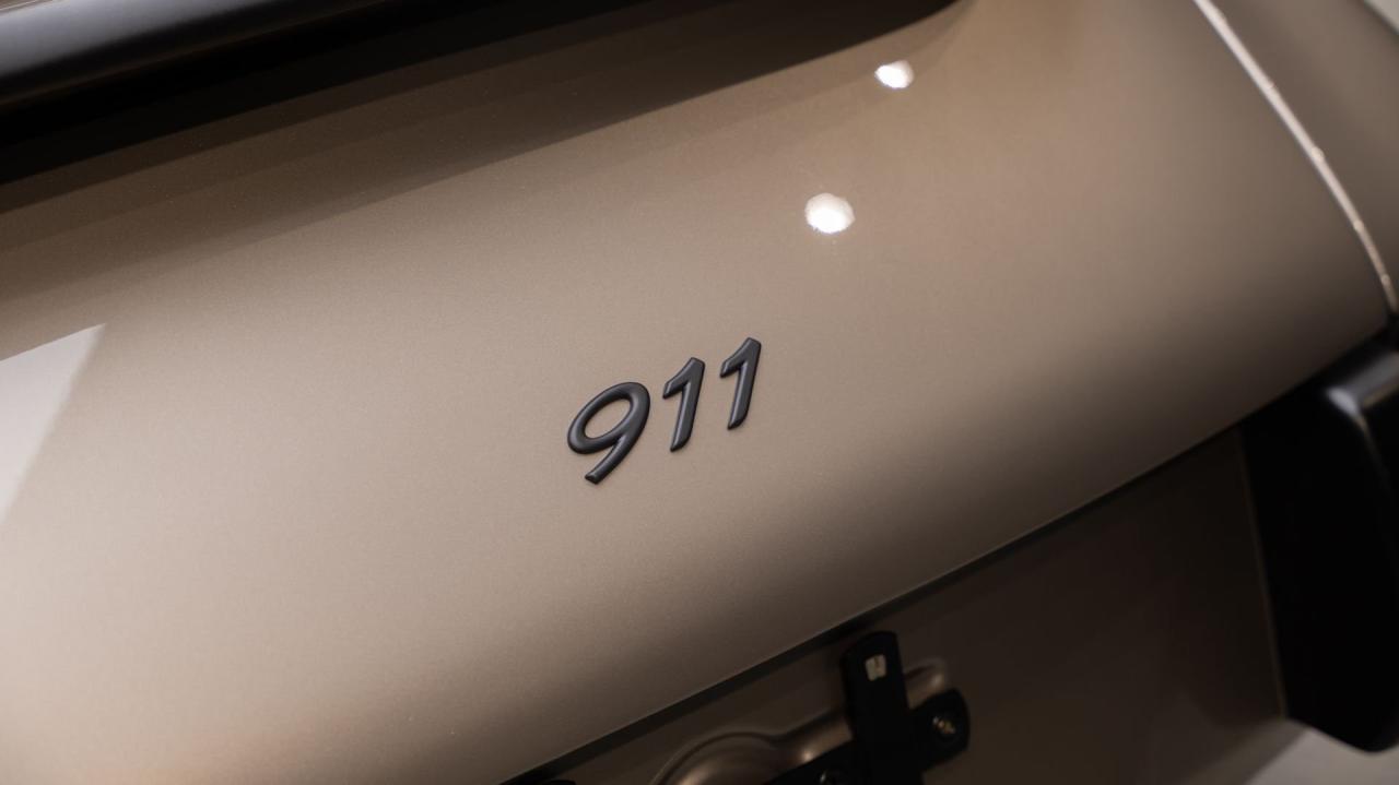 1991 Porsche 911 Backdate 4.0L by Van Thull Development