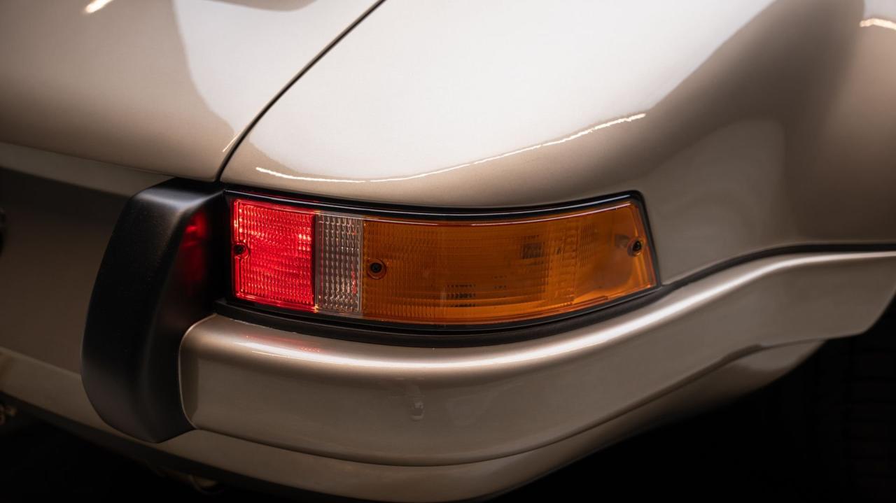 1991 Porsche 911 Backdate 4.0L by Van Thull Development