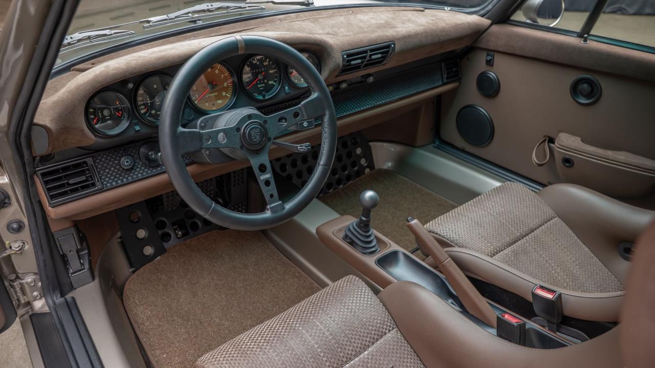 1991 Porsche 911 Backdate 4.0L by Van Thull Development