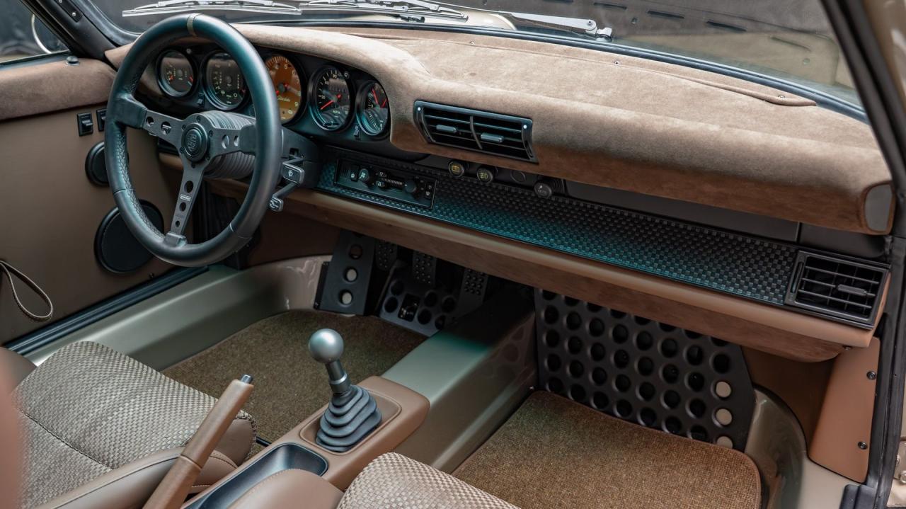 1991 Porsche 911 Backdate 4.0L by Van Thull Development