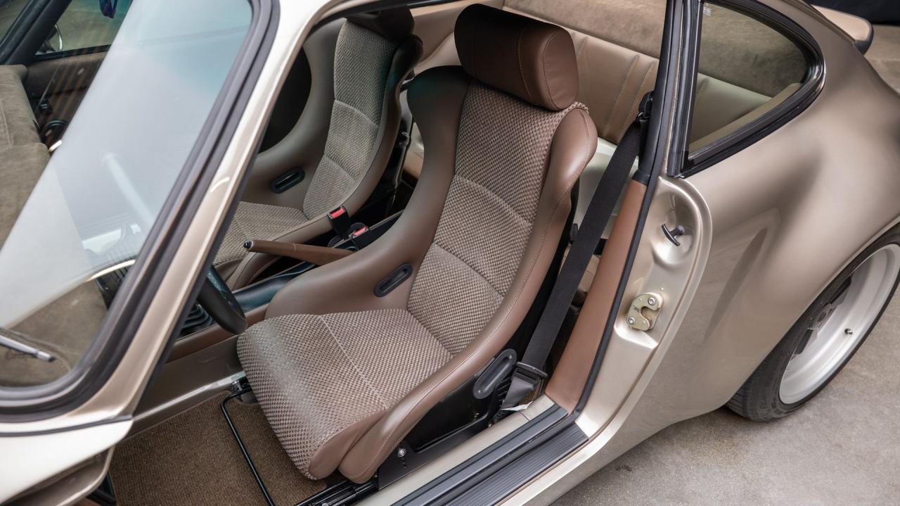 1991 Porsche 911 Backdate 4.0L by Van Thull Development