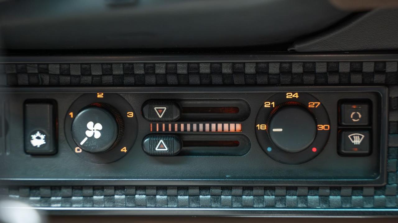 1991 Porsche 911 Backdate 4.0L by Van Thull Development